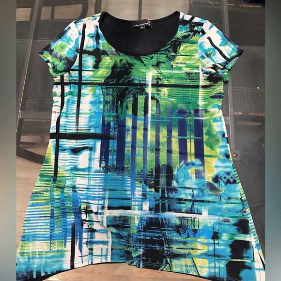 Laura brand, green and blue top - Picture 1 of 5